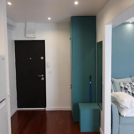 Central 2 Apartment *