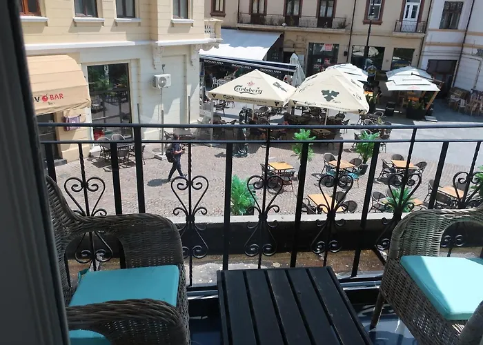 2 Διαμέρισμα *